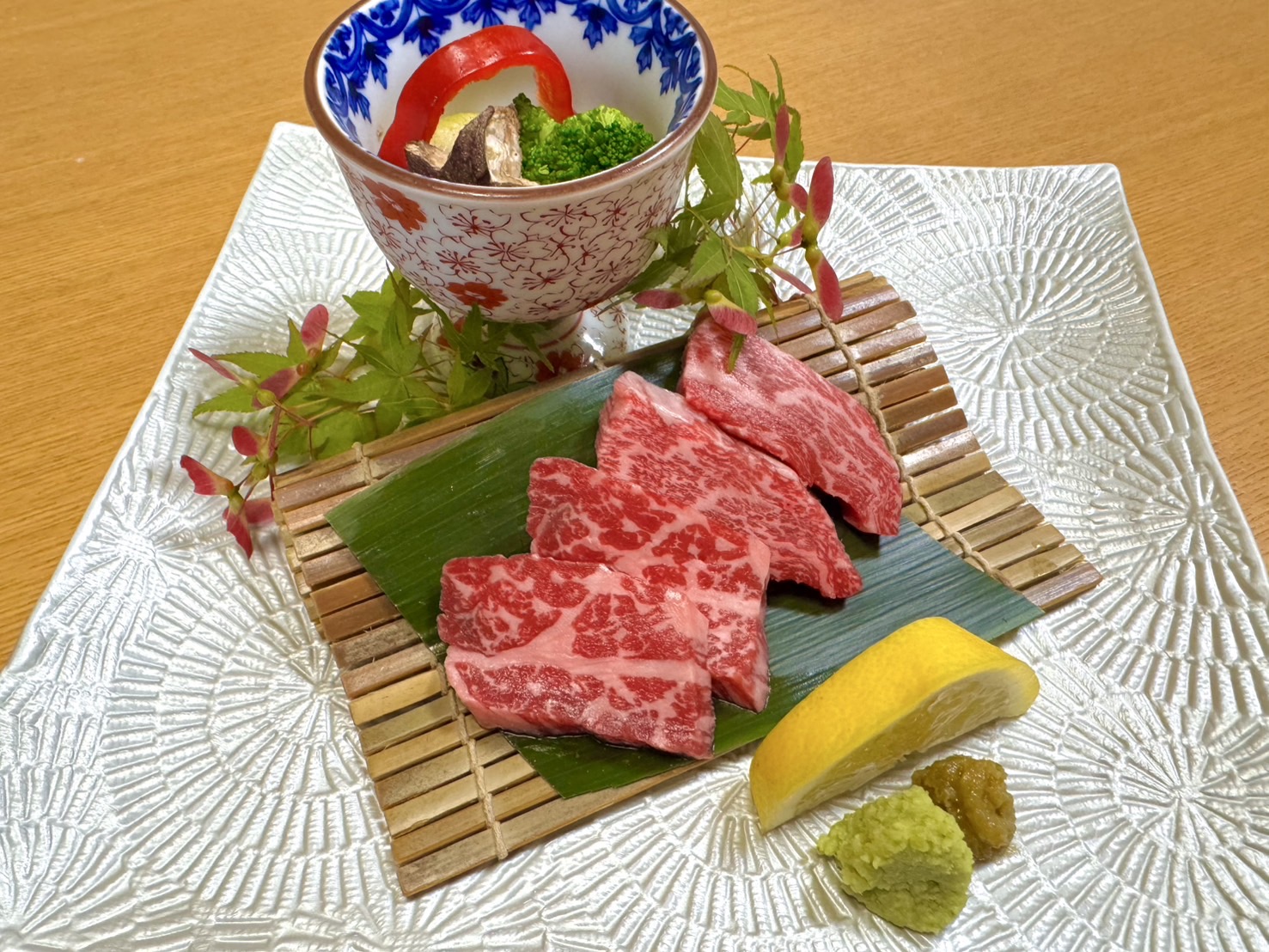 『あか牛』のステーキ