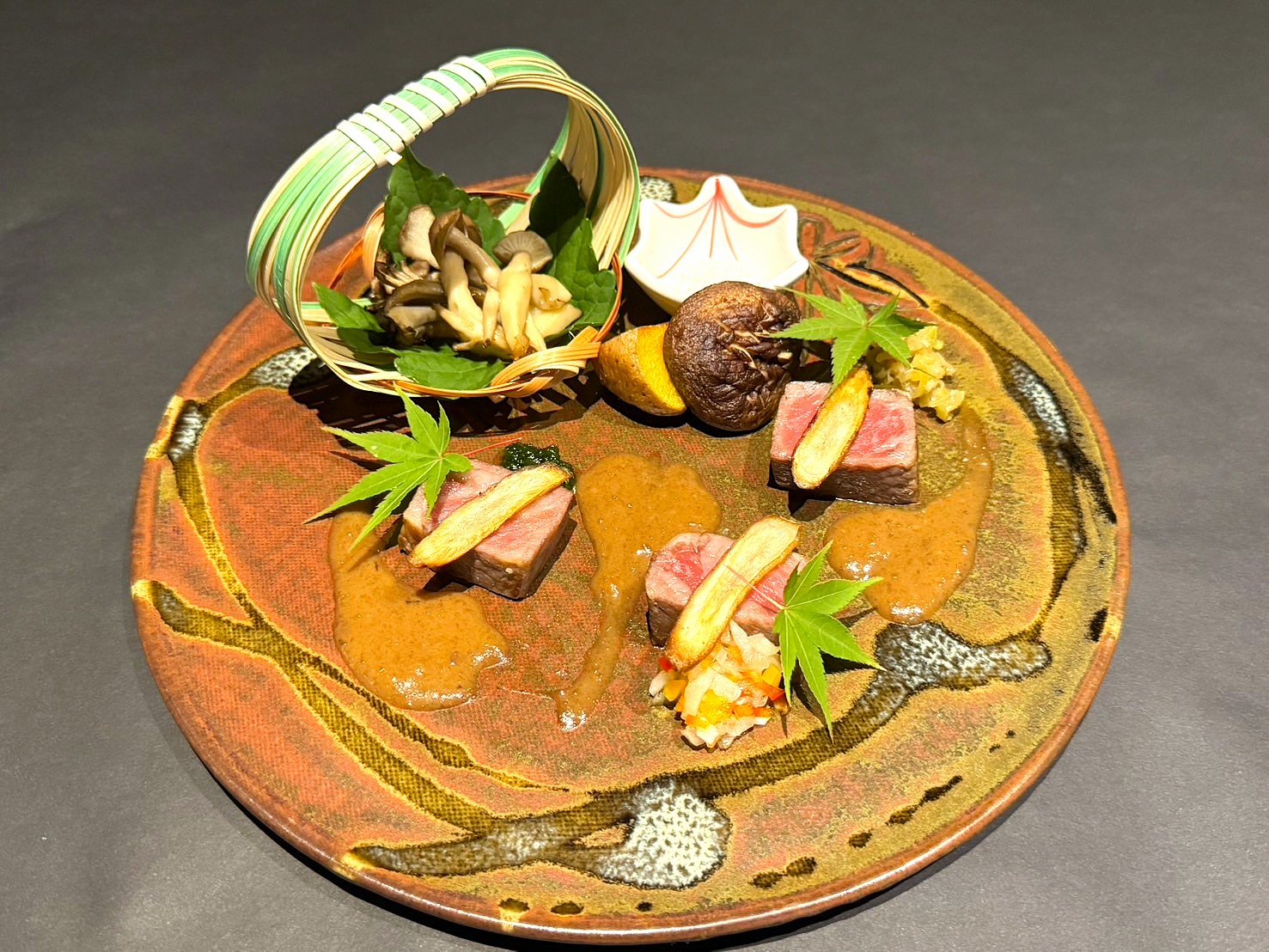 『あか牛』のステーキ