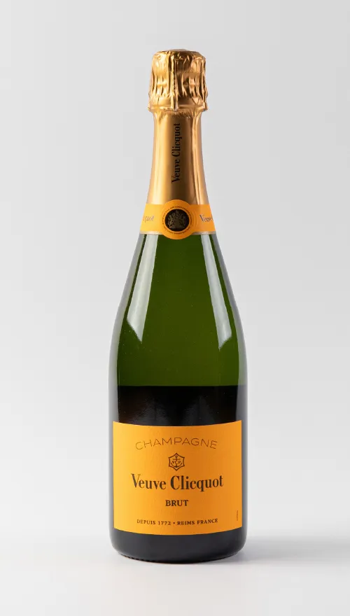 ヴーヴ・クリコイエロー<br>
ラベルブリュット<br>